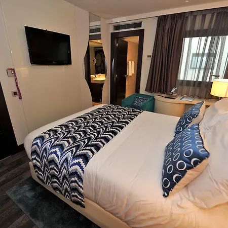 インディゴ プラーサ カタルーニャ ホテル 4*